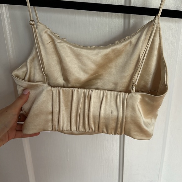 Silky cropped tank - Picture 2 of 2